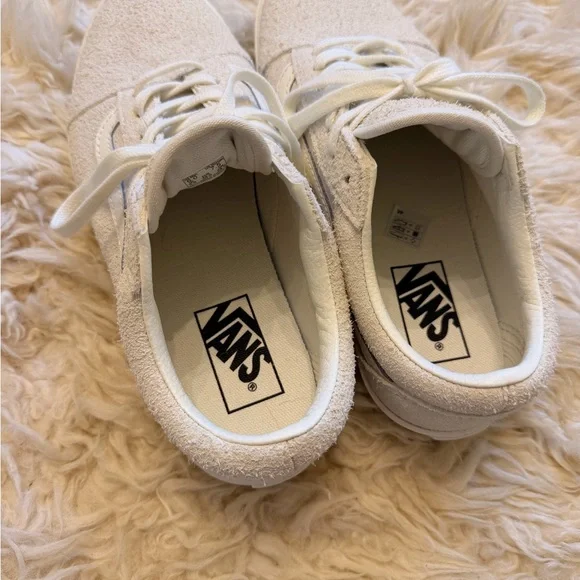 Vans Women's Sneakers in Cream NWOT - Picture 5 of 6